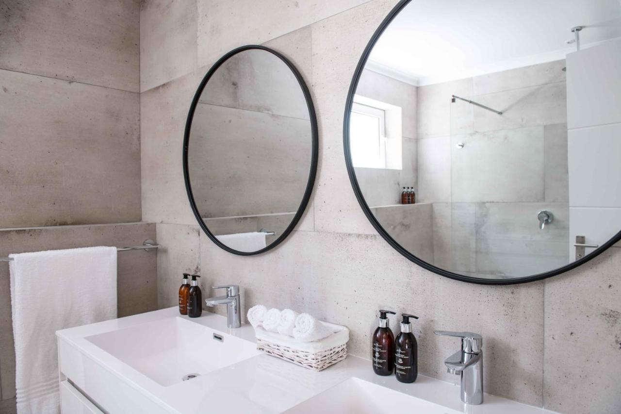 Bay Reflections Camps Bay Luxury Serviced Apartments Cape Town Bagian luar foto