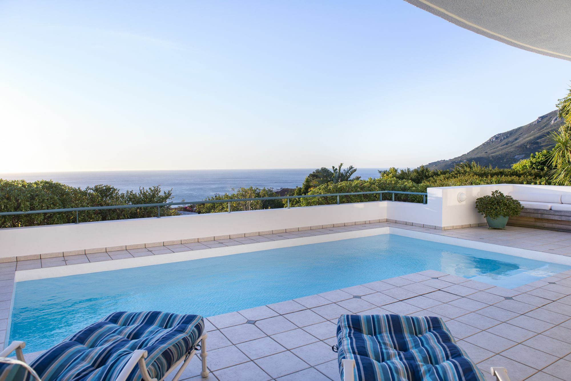Bay Reflections Camps Bay Luxury Serviced Apartments Cape Town Bagian luar foto